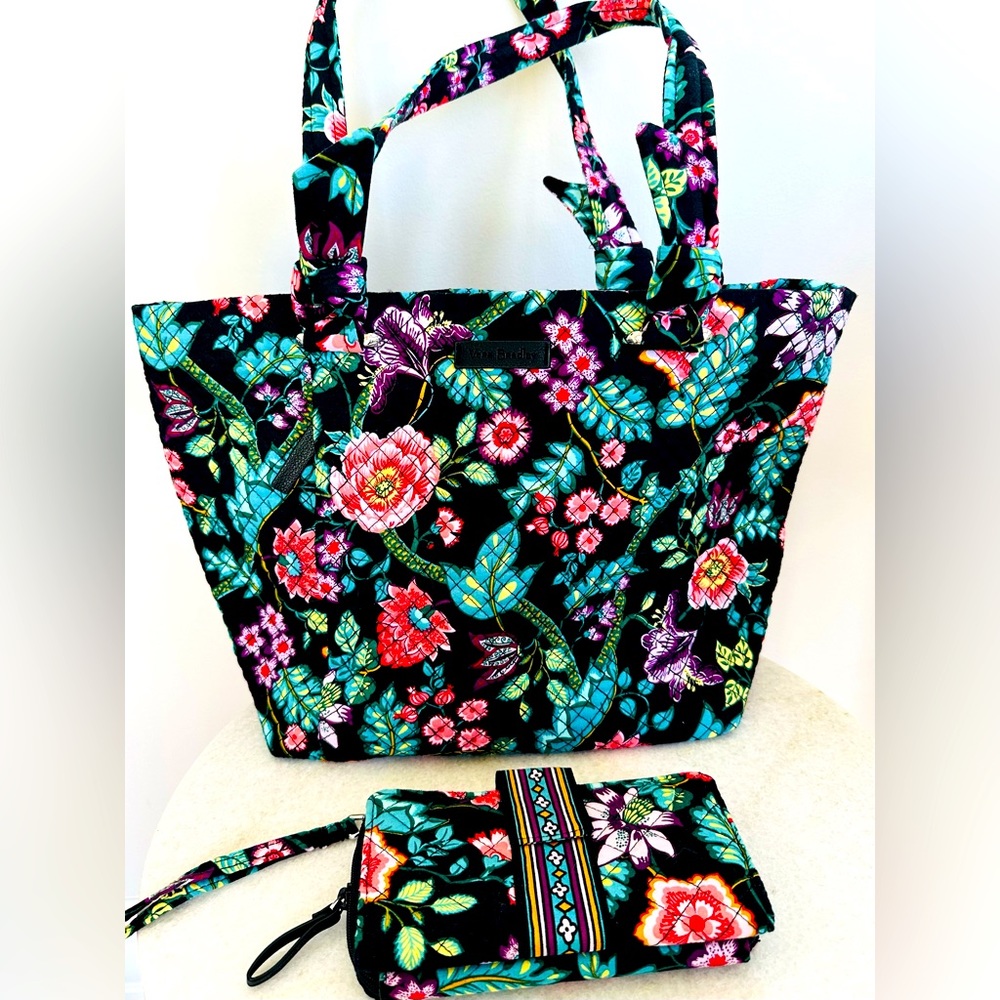New Vera Bradley Paisley and Floral Tote and Wallet